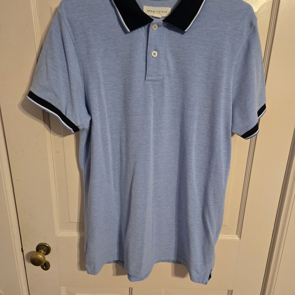 Aeropostale Men's Light Blue Polo Shirt with Contrast Navy Collar